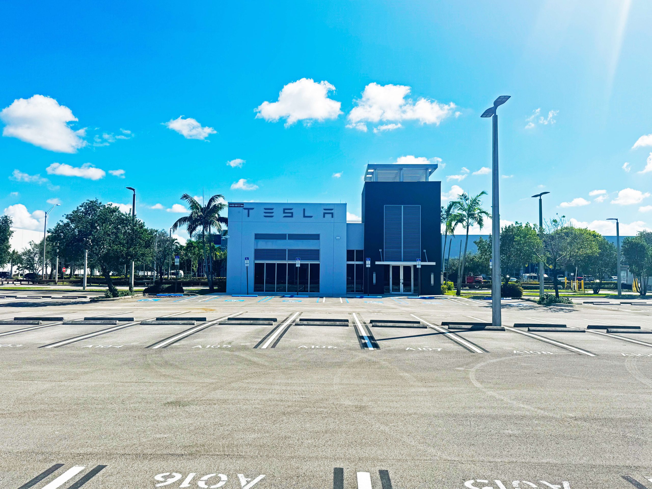 TESLA | 3 AC NET LEASE | FOR SALE